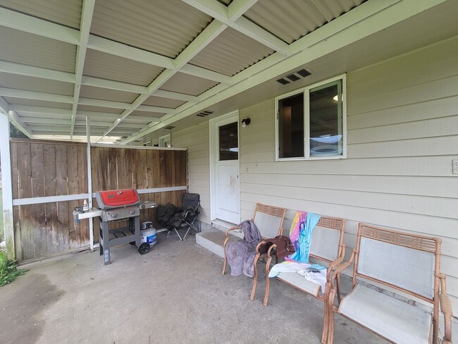 Building Photo - Auburn duplex rambler home for rent -  2 b...