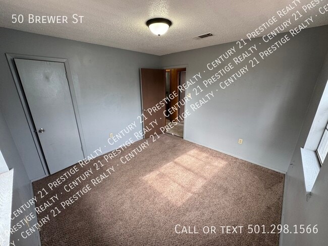 Building Photo - 50 Brewer St