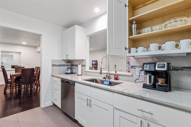 Building Photo - 3545 Northwest Pkwy