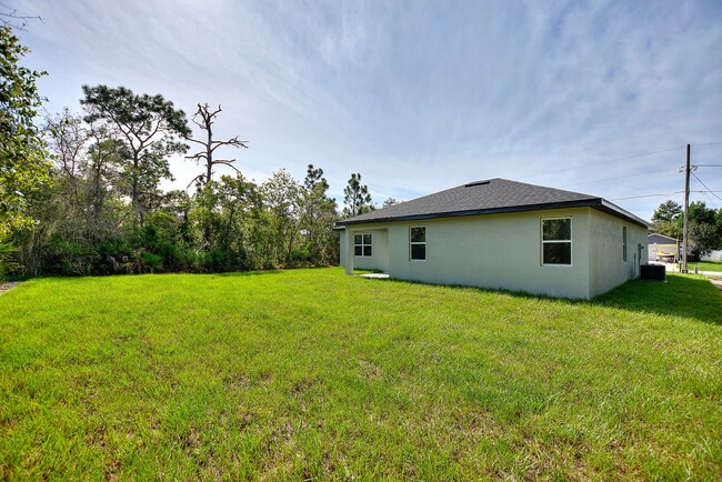 Building Photo - Deposit-Free! Modern, energy efficient hom...