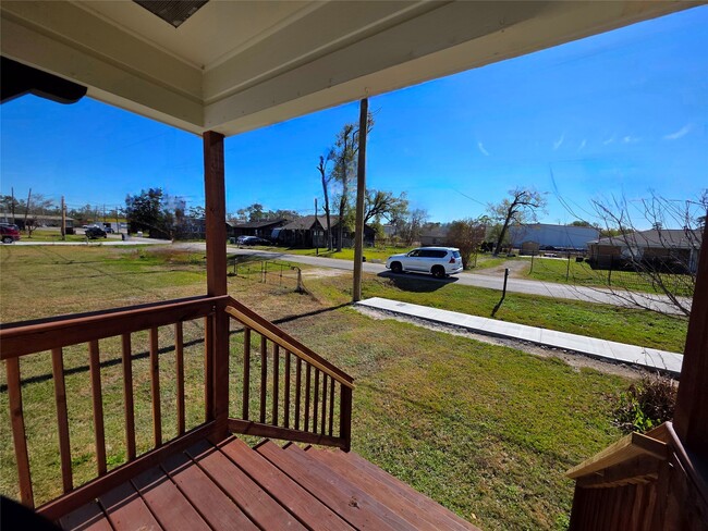 Building Photo - 12307 Nola Ct