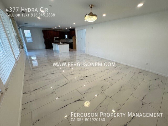 Building Photo - 4377 Hydra Cir