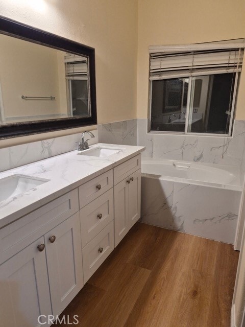 Building Photo - 20 Altezza