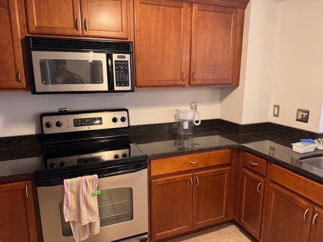 Building Photo - 30 Daniels St