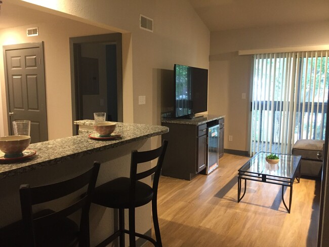 Interior Photo - 306 E Clark