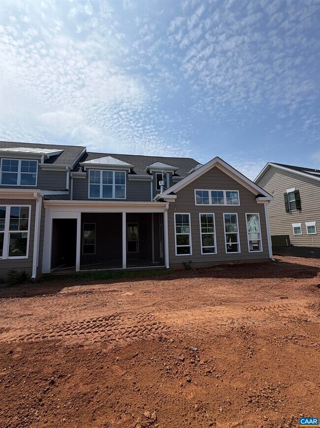 Building Photo - 2018 Larkin Ave