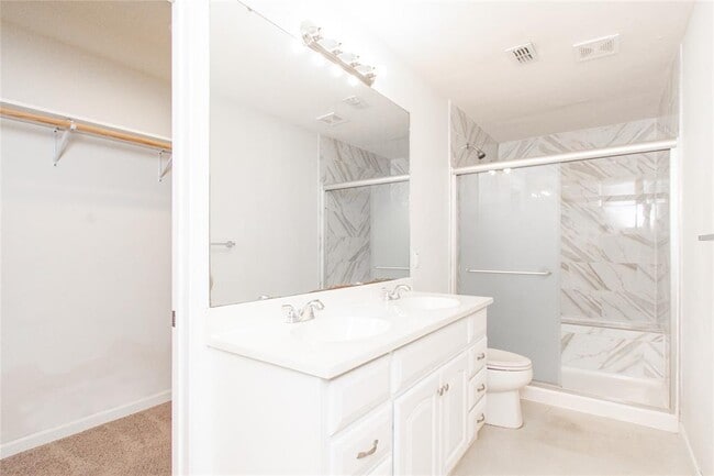 Building Photo - 2524 Berkett Dr