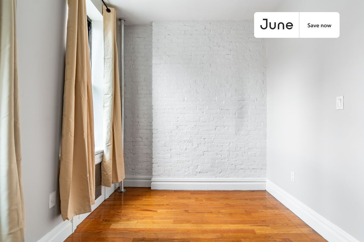 Building Photo - 826 Ninth Ave