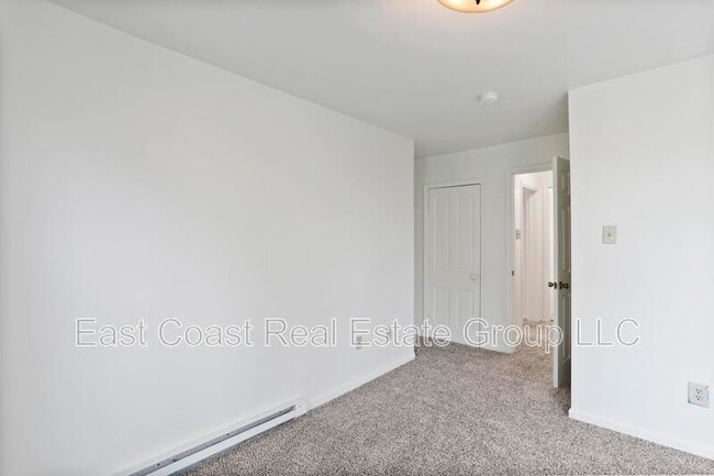 Building Photo - 524 Virginia Ave