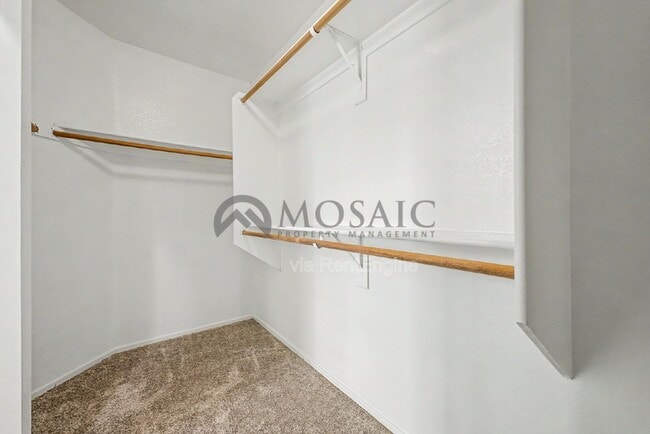 Building Photo - 1894 E Palomino Dr