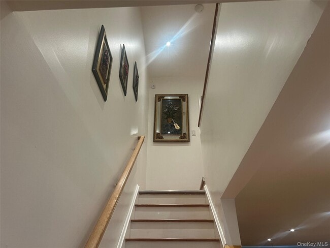 Building Photo - 56 Hudson View Hill