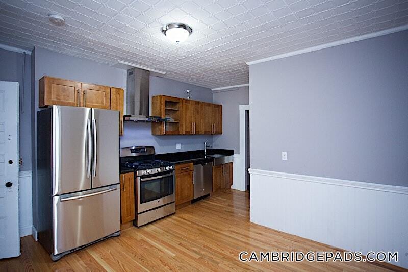 Building Photo - 173 Rindge Ave