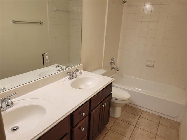 Building Photo - 508 Hummingbird Dr