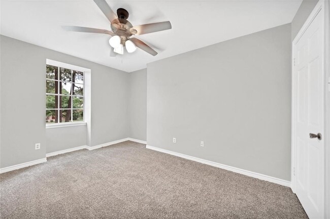 Building Photo - 18035 Rolling Creek Dr