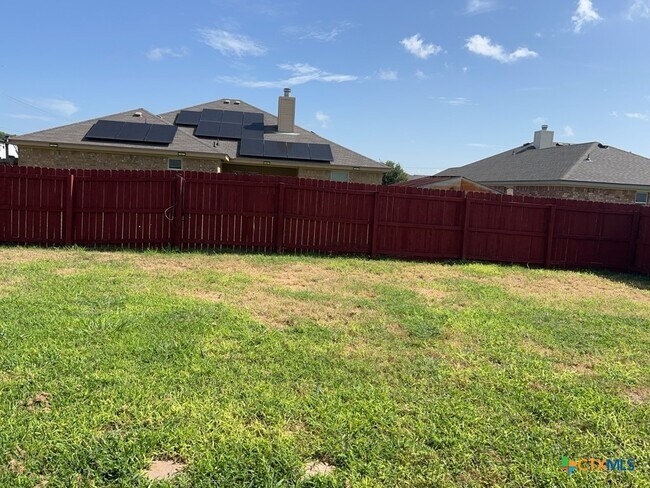 Building Photo - 301 Vega Ln