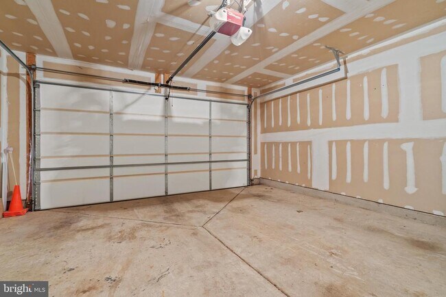 Building Photo - 4505 Henley Pl