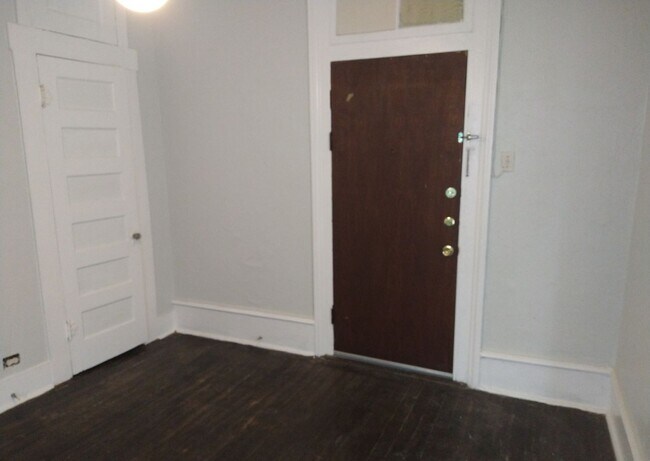 Building Photo - GOVERNMENT HILL***APARTMENT***CLOSE TO FT. SAM & THE PEARL
