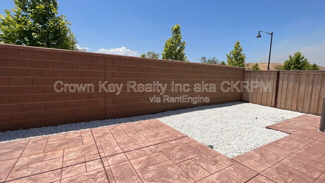 Building Photo - 2898 Tostalinda Dr