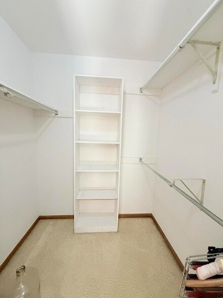 Building Photo - 43532 Scenic Ln