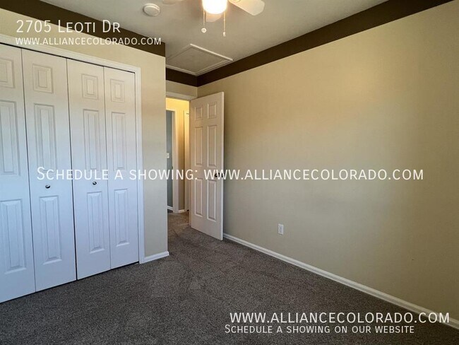 Building Photo - 2705 Leoti Dr