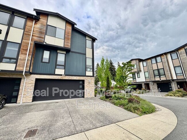 Building Photo - 729 112th St SW