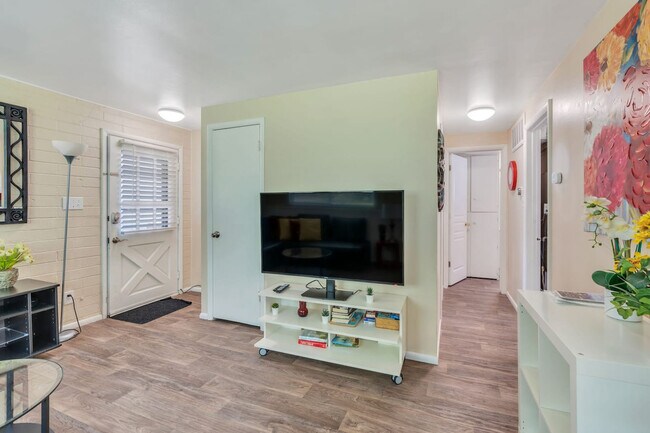 Building Photo - 115 S Street-SI FL1-ID1513963P