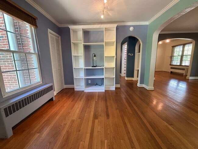 Building Photo - 3479 Overbrook Dr