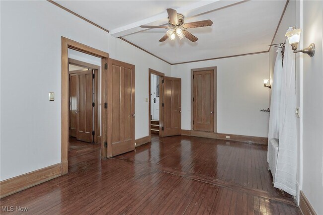 Building Photo - 283 Corning Dr