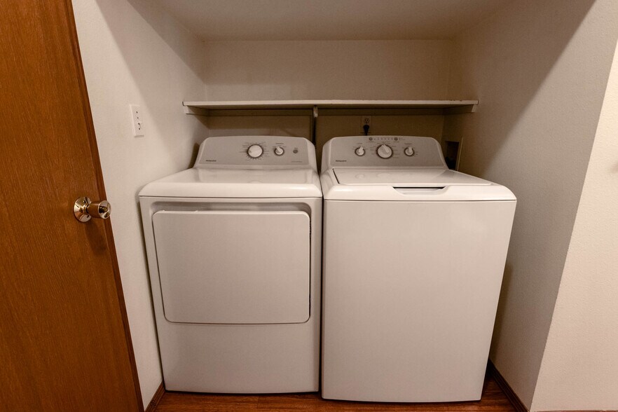 Wash machine and dryer - 1608 N Brook Ct