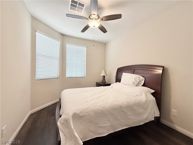 Building Photo - 3548 E Tompkins Ave