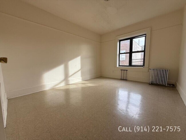 Building Photo - 82 Hamilton Ave