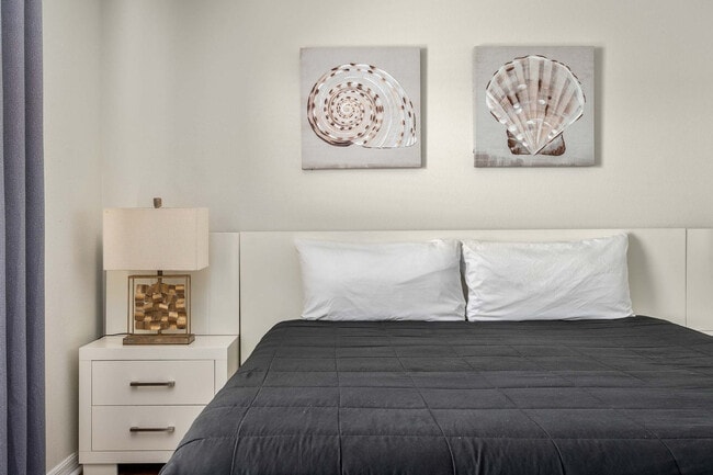 Building Photo - 1626 Lima Ave