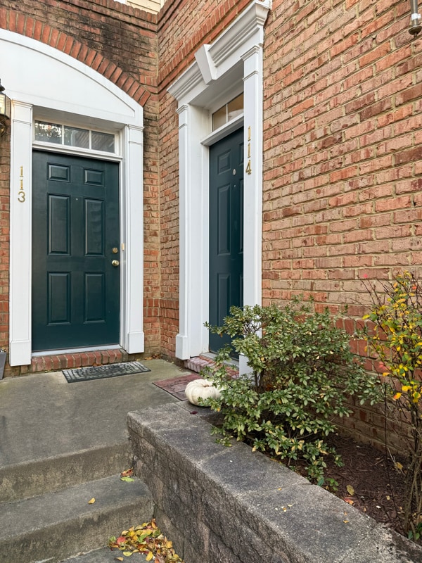 Building Photo - 43935 Hickory Corner Terrace