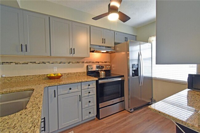 Building Photo - 3683 Trophy Blvd