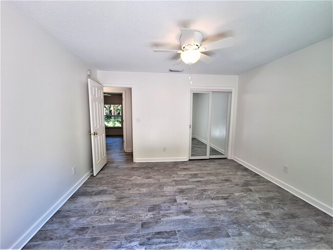 Building Photo - 129 15th St