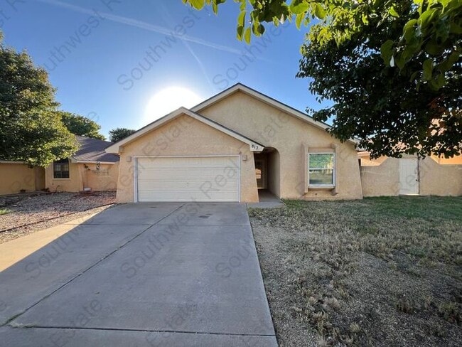 Primary Photo - Beautiful 2 Bedroom 2 Bathroom Home- Colon...