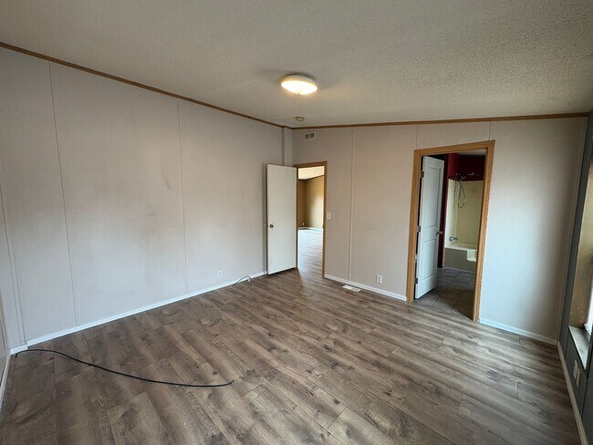 Building Photo - 2703 Olivine St