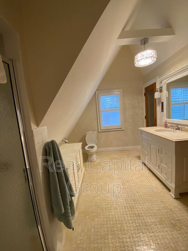 Building Photo - 54 Washington Hwy