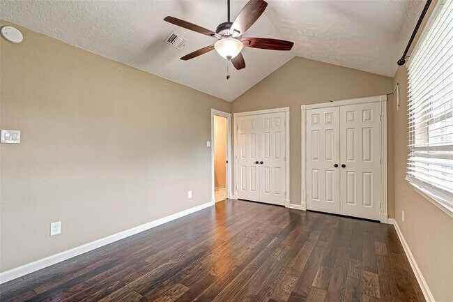 Building Photo - 3915 Stovepipe Ln