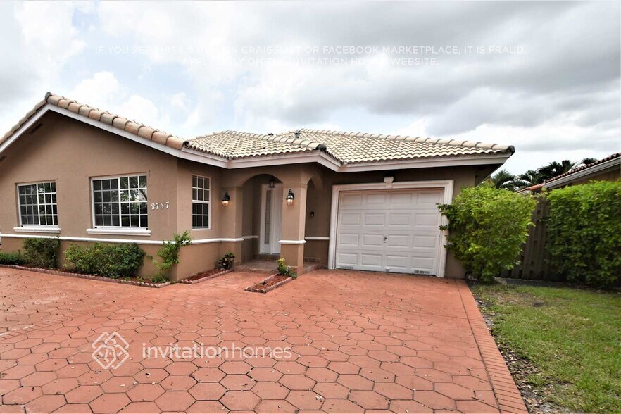 Building Photo - 8757 NW 145th Terrace