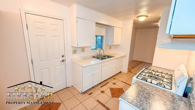 Building Photo - 1500 Pacheco Rd