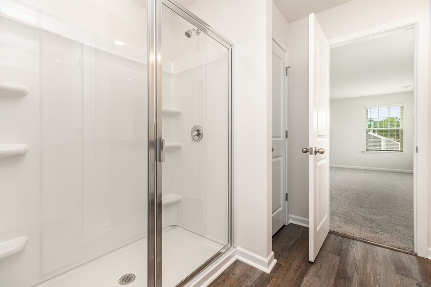 Building Photo - 121 Way Cross Ln