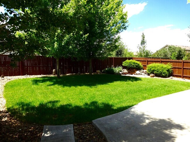 Building Photo - Beautiful 4 Bedroom Home In Parker - Piner...