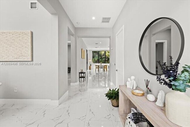 Building Photo - 12120 Rhino Oaks Dr