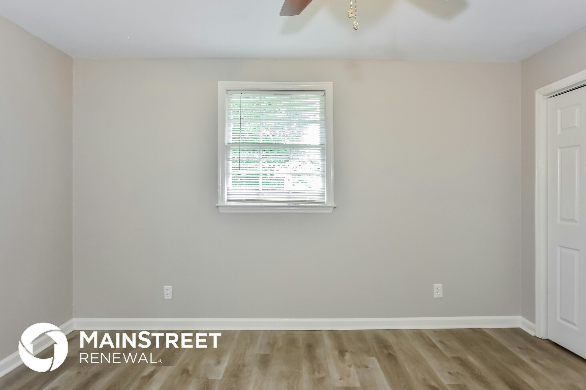 Building Photo - 1404 Crockett Ct