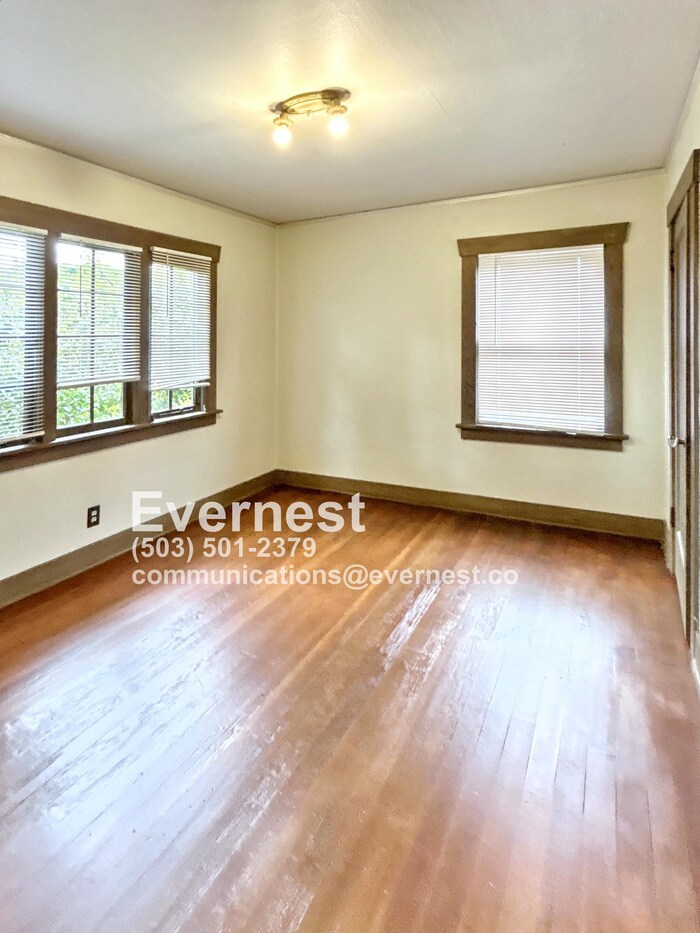 Building Photo - 22 NE 69th Ave