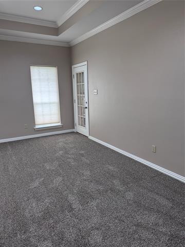 Building Photo - 1704 S Bowen Rd