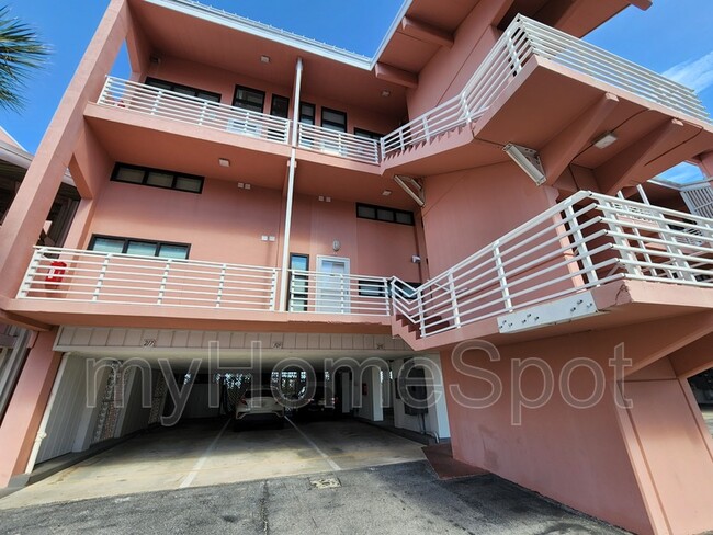 Building Photo - 1390 Fort Pickens Rd