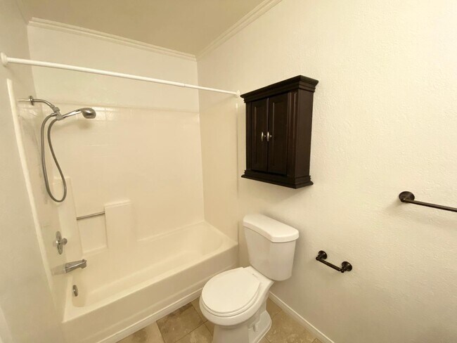 Building Photo - 3126 E Fox Run Way