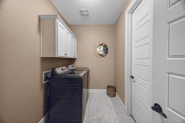 Building Photo - 4017 Benetton Way